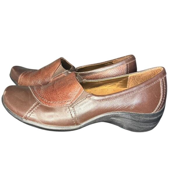 Hush Puppies Verse Leather Slip on Comfort Clog Shoe Size 6 - Picture 3 of 8